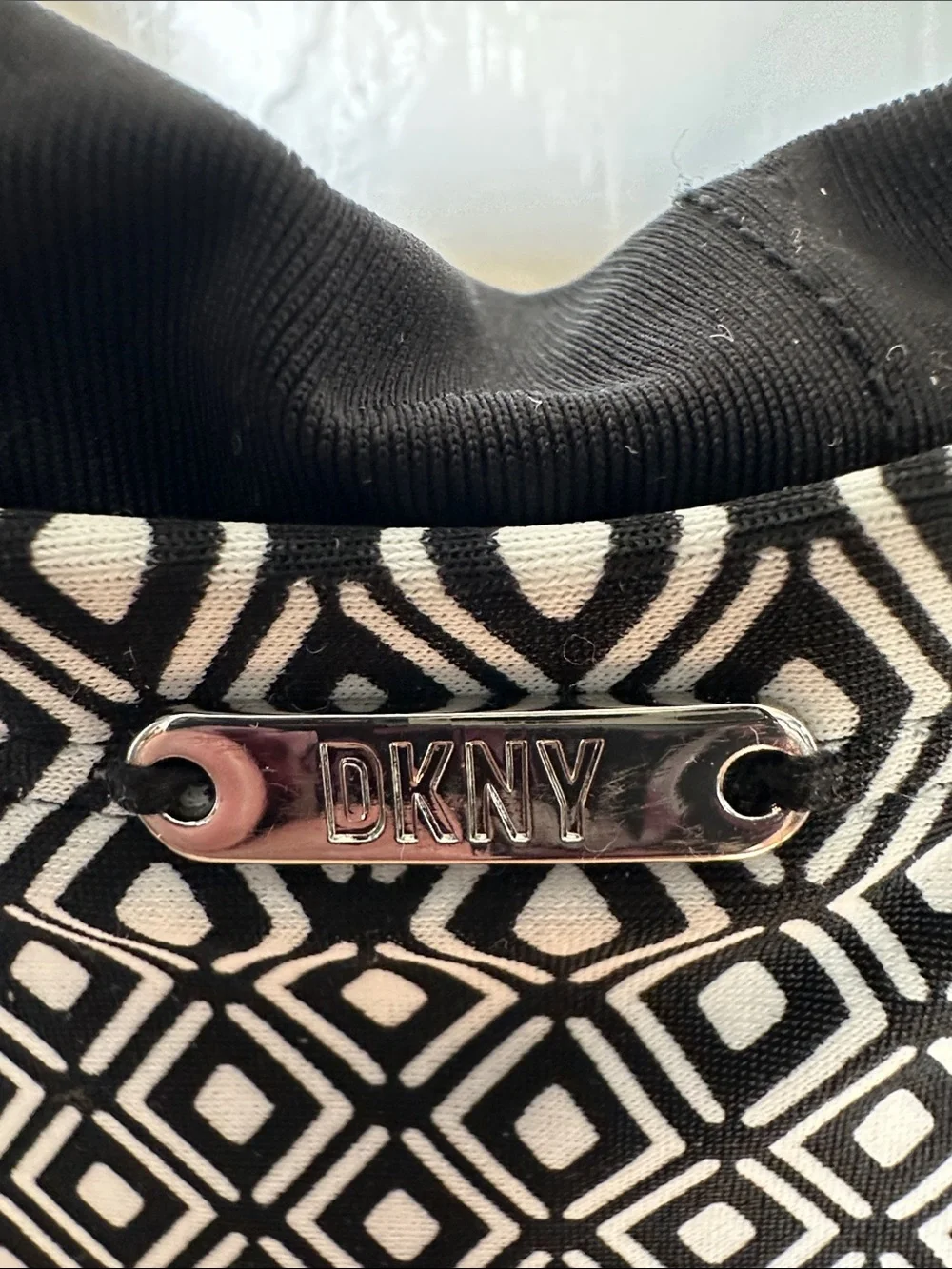 DKNY Black & White Geometric One-Piece Swimwear with Sweetheart Bust - Picture 4 of 4